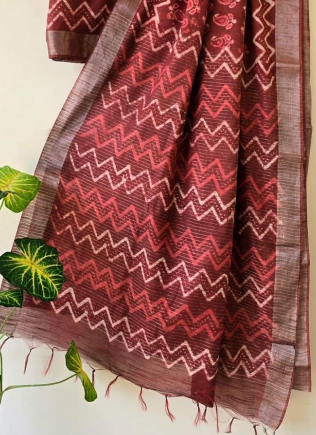 Cotton  Maroon Daily Wear Printed Saree